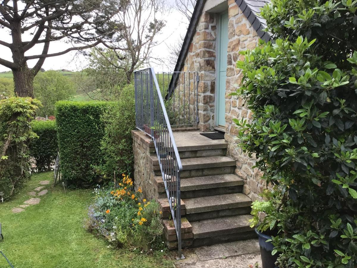 Cozy Camborne Studio Retreat With Two Single Beds Luaran gambar