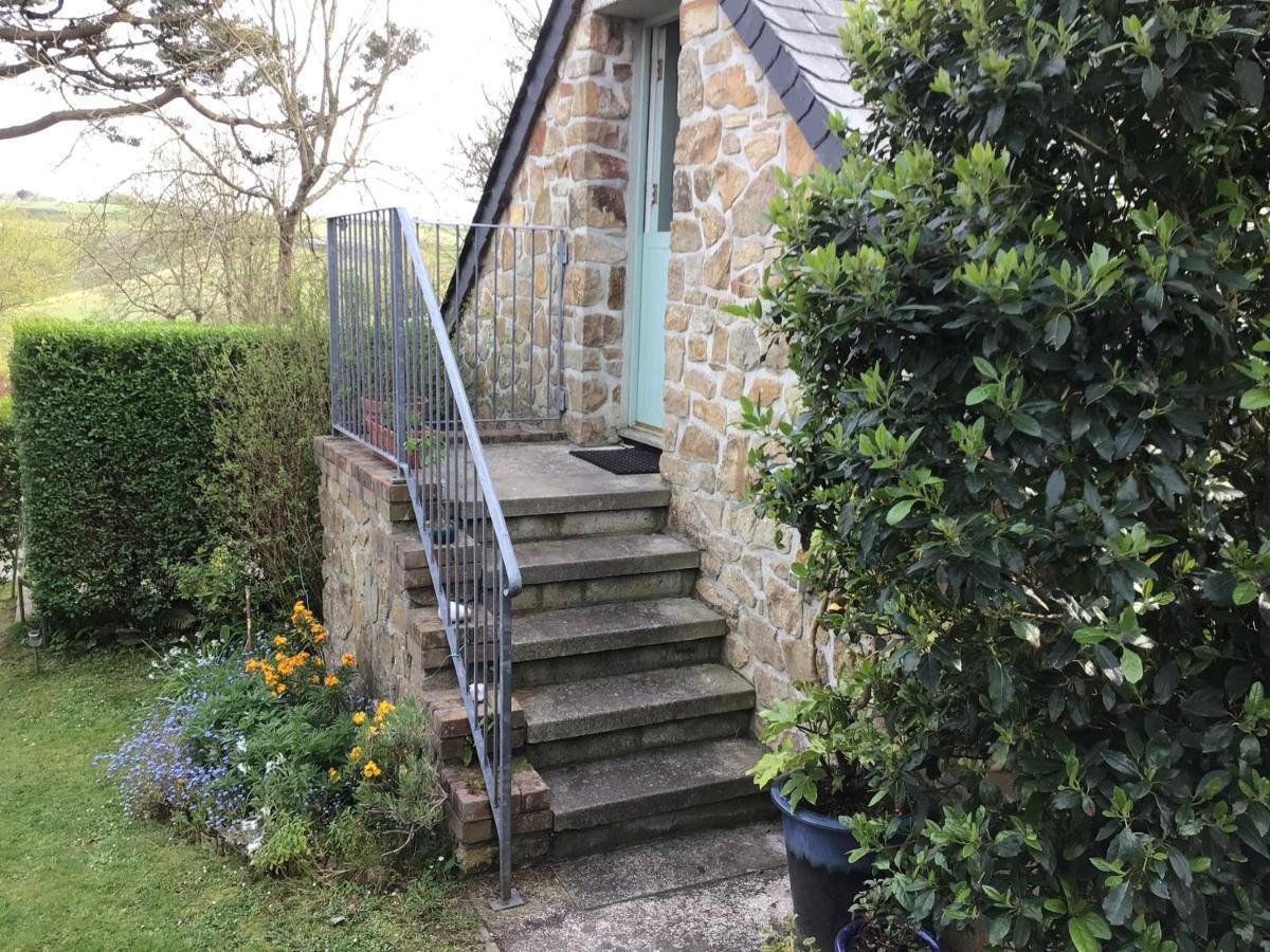 Cozy Camborne Studio Retreat With Two Single Beds Luaran gambar