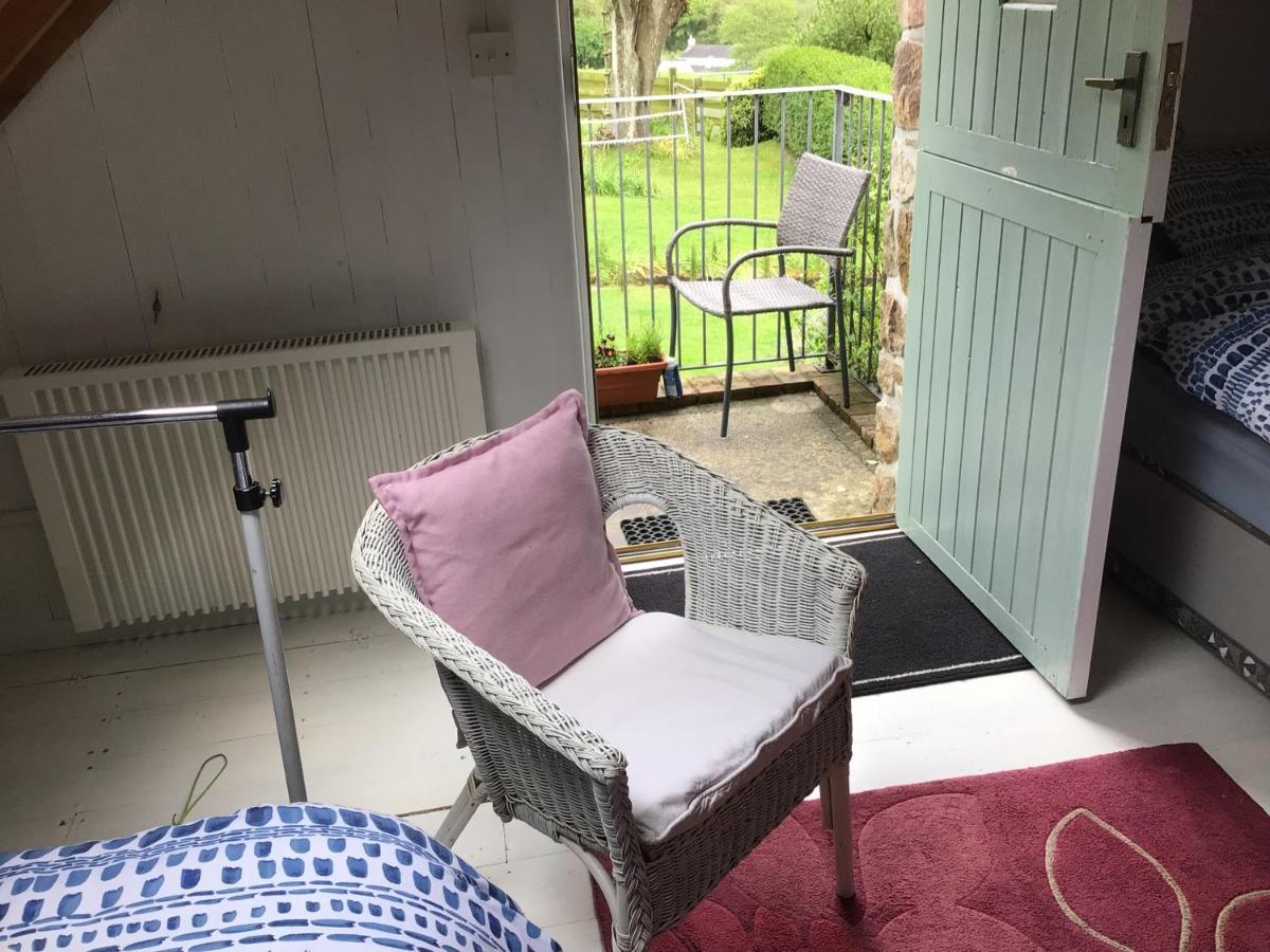 Cozy Camborne Studio Retreat With Two Single Beds Luaran gambar