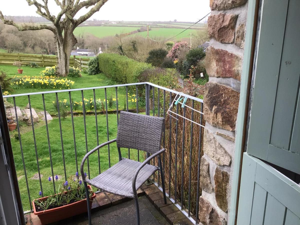 Cozy Camborne Studio Retreat With Two Single Beds Luaran gambar